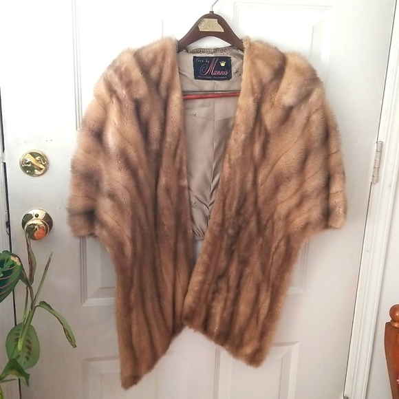 Mink fur stole - Picture 1 of 9